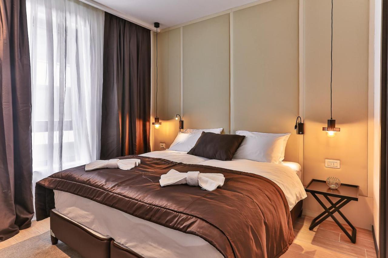 Green Stone Apartments Hotel Rafailovici Exterior photo
