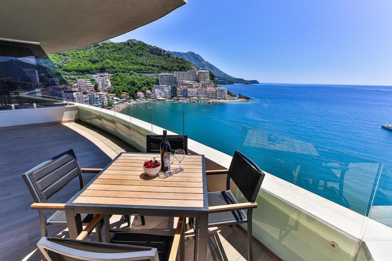 Green Stone Apartments Hotel Rafailovici Exterior photo